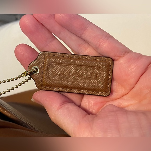 **AUTHENTIC** COACH Peyton Leather Nancy Satchel - Saddle- Dual Handle/Crossbody - Picture 7 of 15